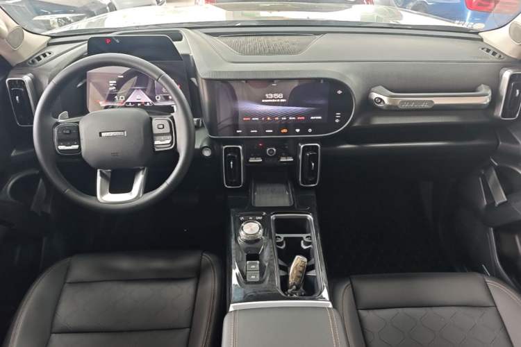 Used Haval DARGO 2022 1.5T DCT Two-Wheel Drive Border Collie Edition Center Console
