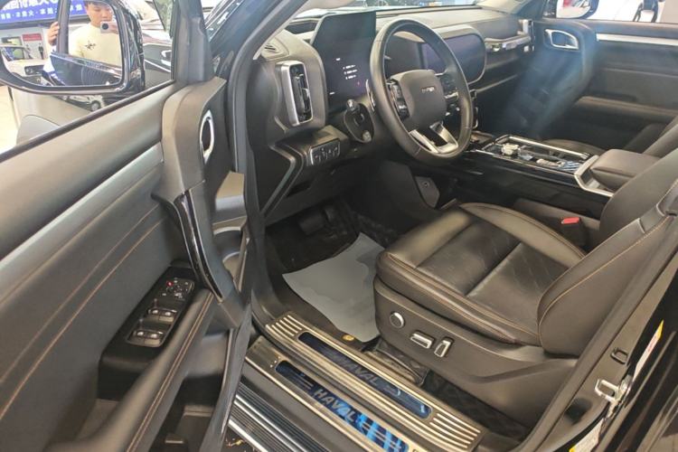 Used Haval DARGO 2022 2.0T DCT Two-Wheel Drive Huazhong Hound Edition Driver Seat