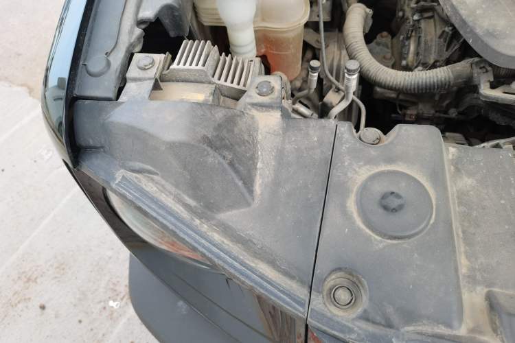 Used Haval DARGO 2022 1.5T DCT Two-Wheel Drive Border Collie Edition Engine Bay Right