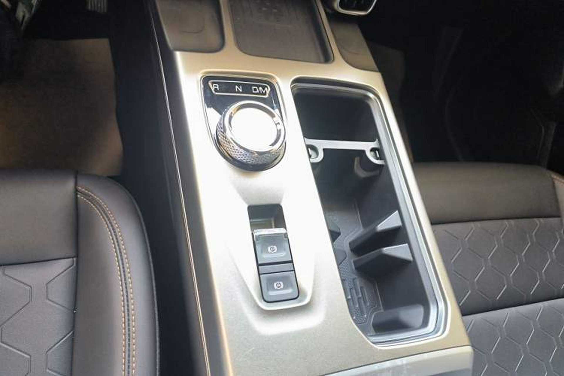 Used Haval DARGO 2022 1.5T DCT Two-Wheel Drive Labrador Edition Gear Lever