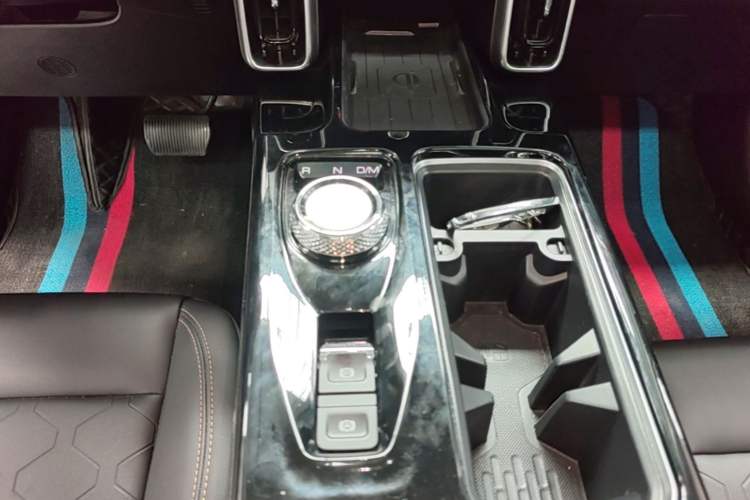 Used Haval DARGO 2022 2.0T DCT 4x4 Chinese Rural Dog Hunting Edition Gear Lever