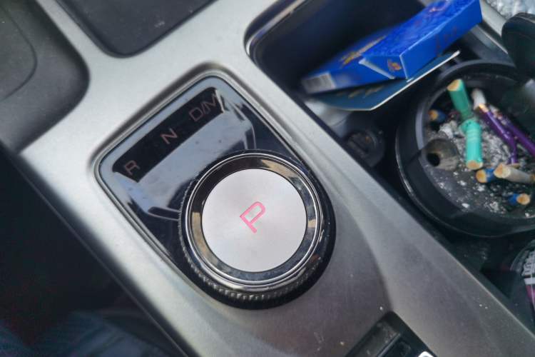 Used Haval DARGO 2022 1.5T DCT Two-Wheel Drive Border Collie Edition Gear Lever