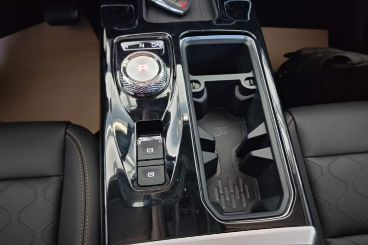 Used Haval DARGO 2022 1.5T DCT Two-Wheel Drive Border Collie Edition Gear Lever