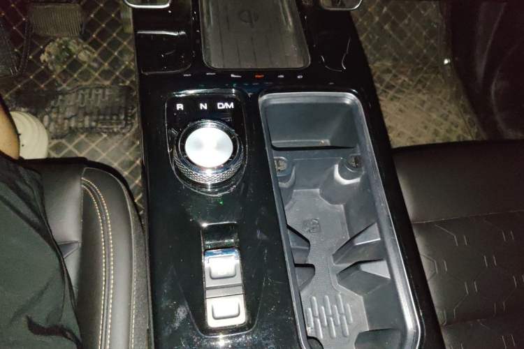 Used Haval DARGO 2022 1.5T DCT Two-Wheel Drive Border Collie Edition Gear Lever