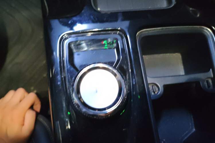 Used Haval DARGO 2022 2.0T DCT 4x4 Chinese Rural Dog Hunting Edition Gear Lever