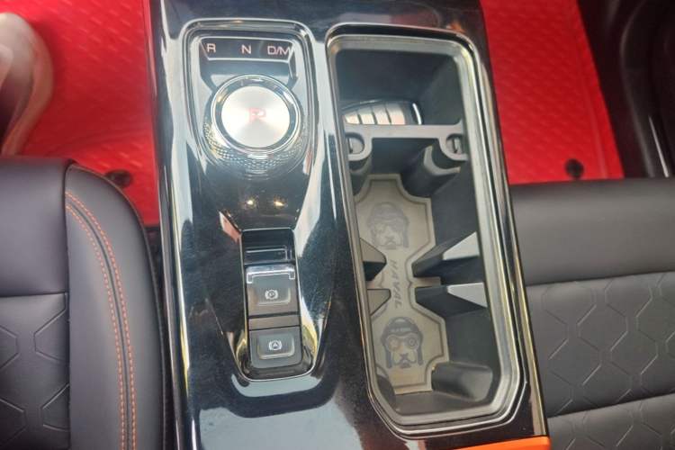 Used Haval DARGO 2022 1.5T DCT Two-Wheel Drive Mastiff Pursuit Edition Gear Lever