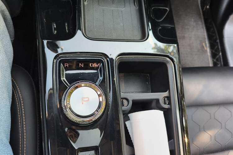 Used Haval DARGO 2022 1.5T DCT Two-Wheel Drive Border Collie Edition Gear Lever