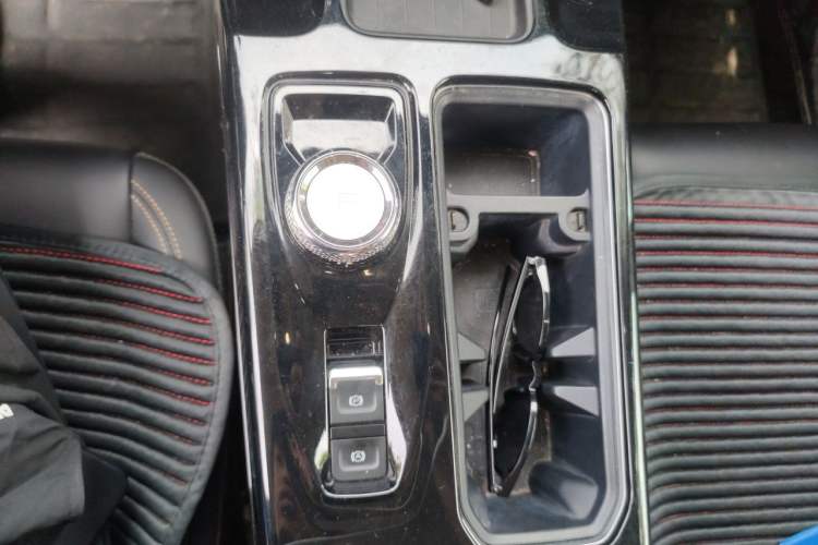 Used Haval DARGO 2022 1.5T DCT Two-Wheel Drive Border Collie Edition Gear Lever