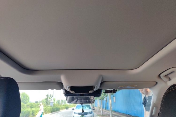 Used Haval DARGO 2022 1.5T DCT Two-Wheel Drive Husky Edition Headliner