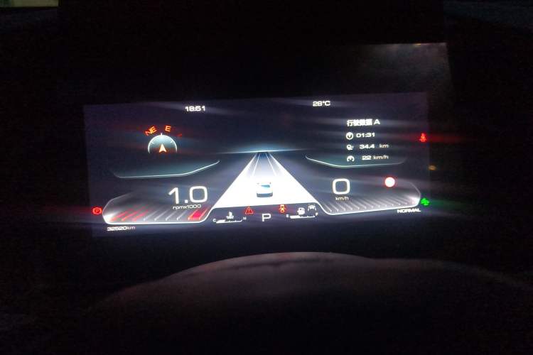 Used Haval DARGO 2022 2.0T DCT 4x4 Chinese Rural Dog Edition Instrument Cluster
