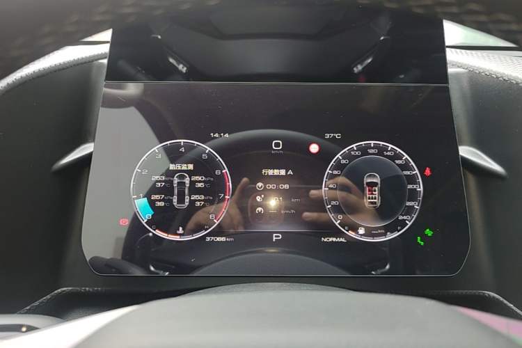 Used Haval DARGO 2022 1.5T DCT Two-Wheel Drive Mastiff Edition Instrument Cluster