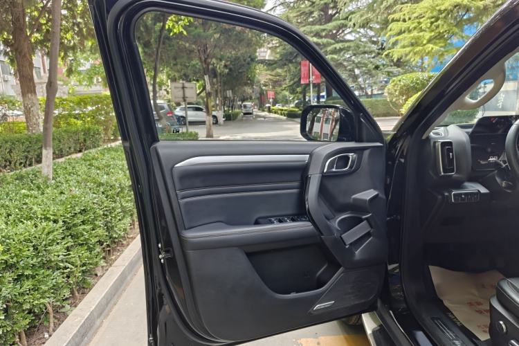 Used Haval DARGO 2022 2.0T DCT 4x4 Chinese Rural Dog Edition Interior 10