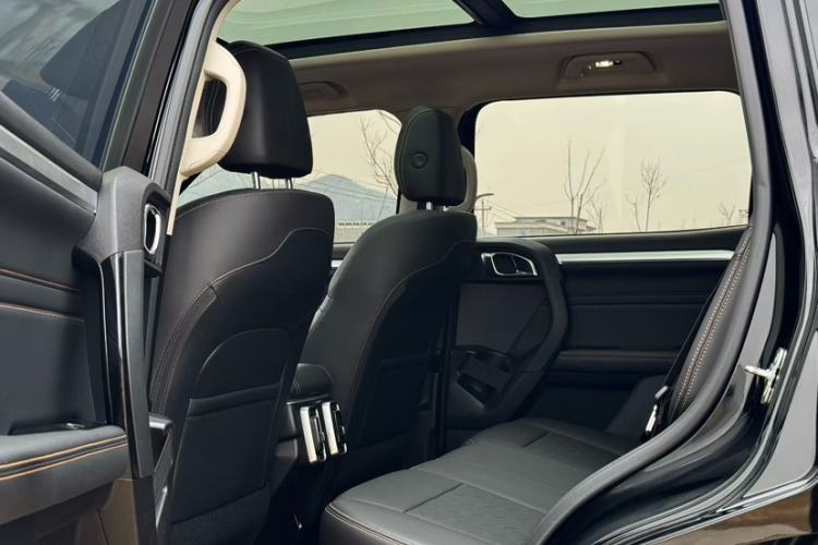 Used Haval DARGO 2022 2.0T DCT Two-Wheel Drive Huazhong Hound Edition Interior 2