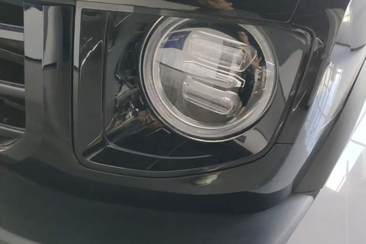 Used Haval DARGO 2022 1.5T DCT Two-Wheel Drive Border Collie Edition Left Front Headlight