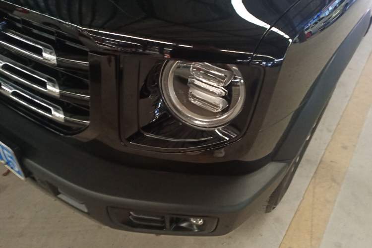 Used Haval DARGO 2022 1.5T DCT Two-Wheel Drive Border Collie Edition Left Front Headlight