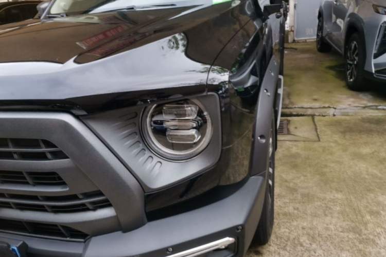 Used Haval DARGO 2022 1.5T DCT Two-Wheel Drive Mastiff Pursuit Edition Left Front Headlight