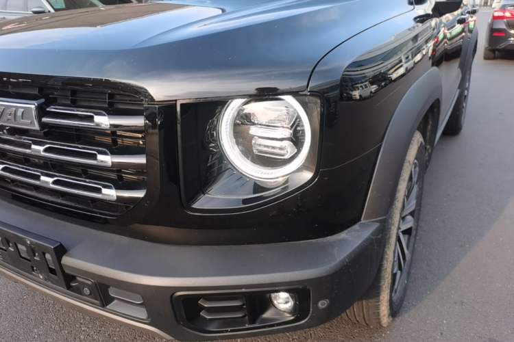 Used Haval DARGO 2022 1.5T DCT Two-Wheel Drive Border Collie Edition Left Front Headlight