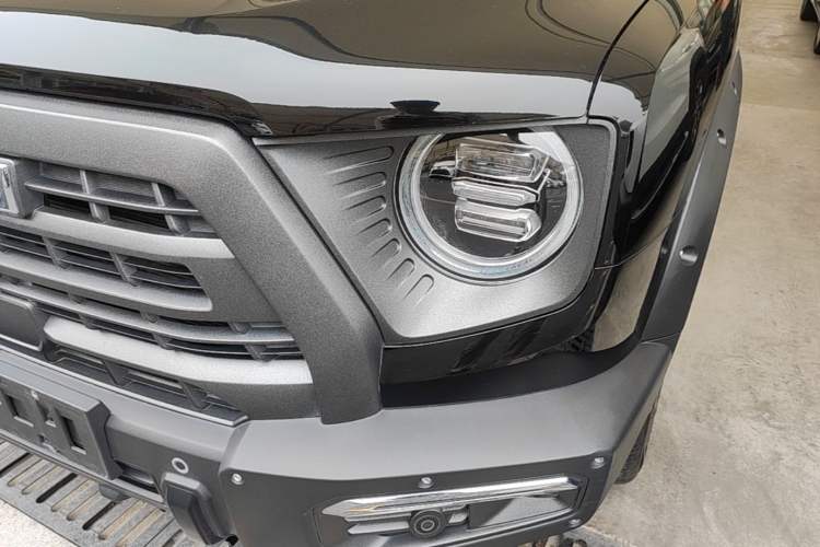 Used Haval DARGO 2022 1.5T DCT Two-Wheel Drive Mastiff Pursuit Edition Left Front Headlight