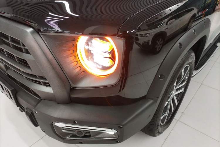 Used Haval DARGO 2022 1.5T DCT Two-Wheel Drive Mastiff Pursuit Edition Left Front Headlight
