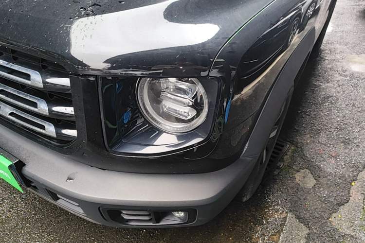 Used Haval DARGO 2022 1.5T DCT Two-Wheel Drive Labrador Edition Left Front Headlight