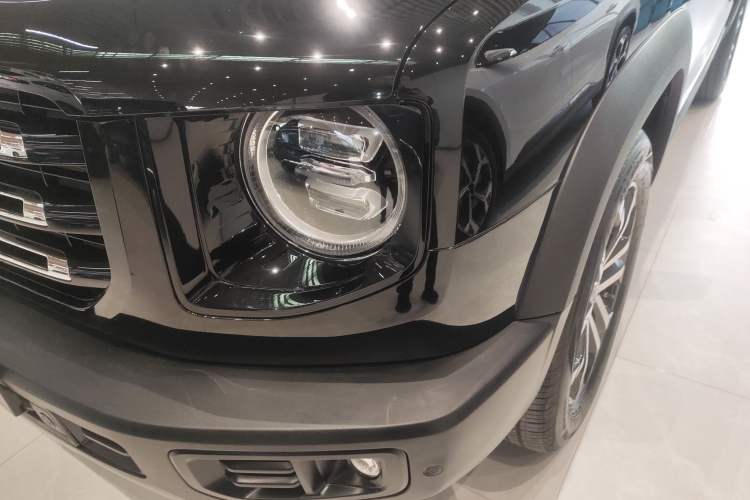 Used Haval DARGO 2022 1.5T DCT Two-Wheel Drive Border Collie Edition Left Front Headlight