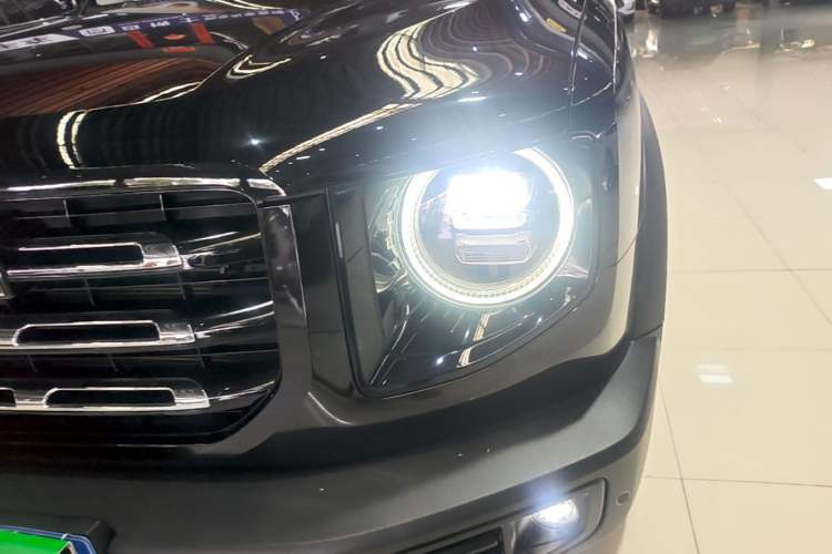 Used Haval DARGO 2022 1.5T DCT Two-Wheel Drive Border Collie Edition Left Front Headlight