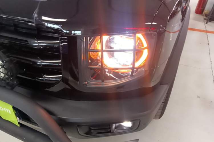 Used Haval DARGO 2022 1.5T DCT Two-Wheel Drive Border Collie Edition Left Front Headlight