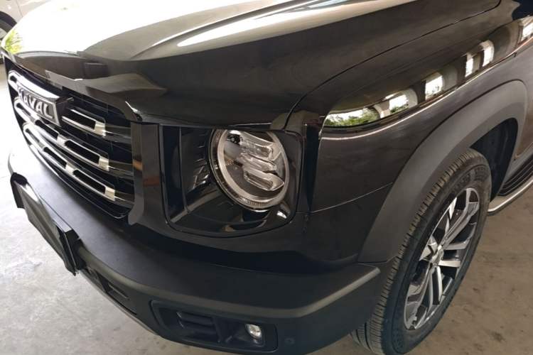 Used Haval DARGO 2022 1.5T DCT Two-Wheel Drive Border Collie Edition Left Front Headlight