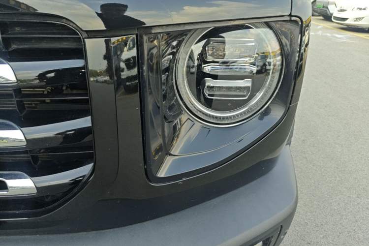 Used Haval DARGO 2022 1.5T DCT Two-Wheel Drive Border Collie Edition Left Front Headlight