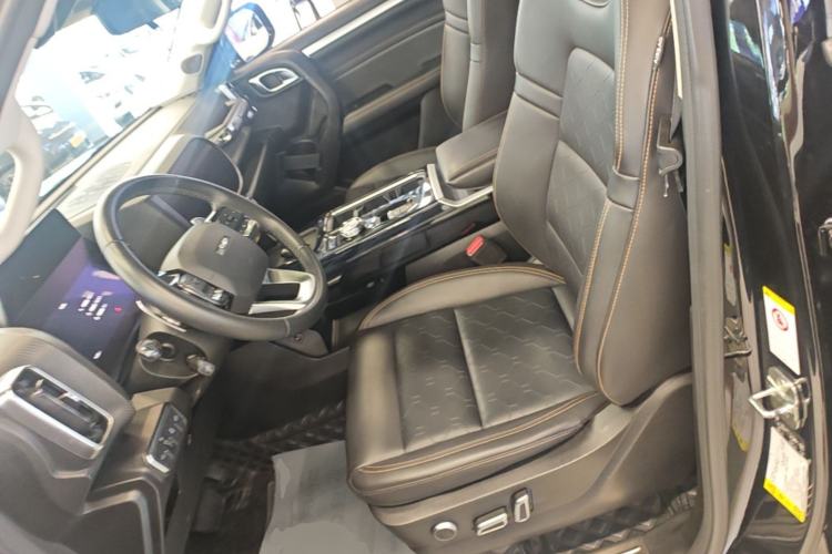 Used Haval DARGO 2022 2.0T DCT Two-Wheel Drive Huazhong Hound Edition Left Front Seat