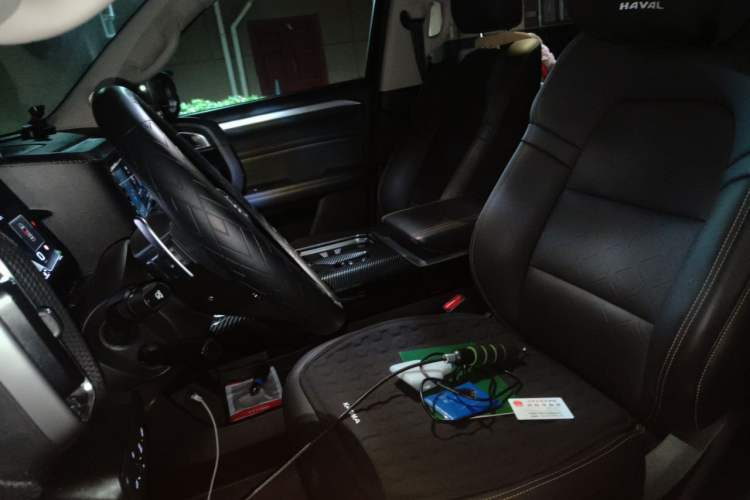 Used Haval DARGO 2022 2.0T DCT Two-Wheel Drive Huazhong Hound Edition Left Front Seat