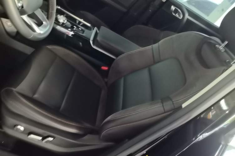 Used Haval DARGO 2022 2.0T DCT 4x4 Xiaotianquan Pursuit Edition Left Front Seat