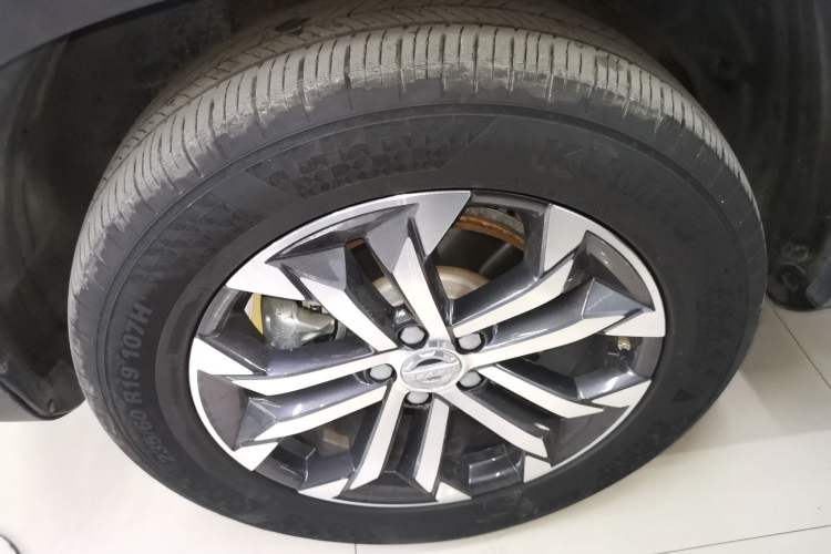 Used Haval DARGO 2022 1.5T DCT Two-Wheel Drive Border Collie Edition Left Front Wheel Hub