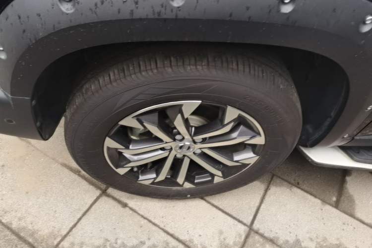Used Haval DARGO 2022 1.5T DCT Two-Wheel Drive Mastiff Pursuit Edition Left Front Wheel Hub