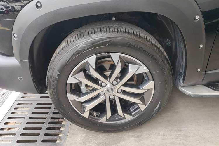 Used Haval DARGO 2022 1.5T DCT Two-Wheel Drive Mastiff Pursuit Edition Left Front Wheel Hub