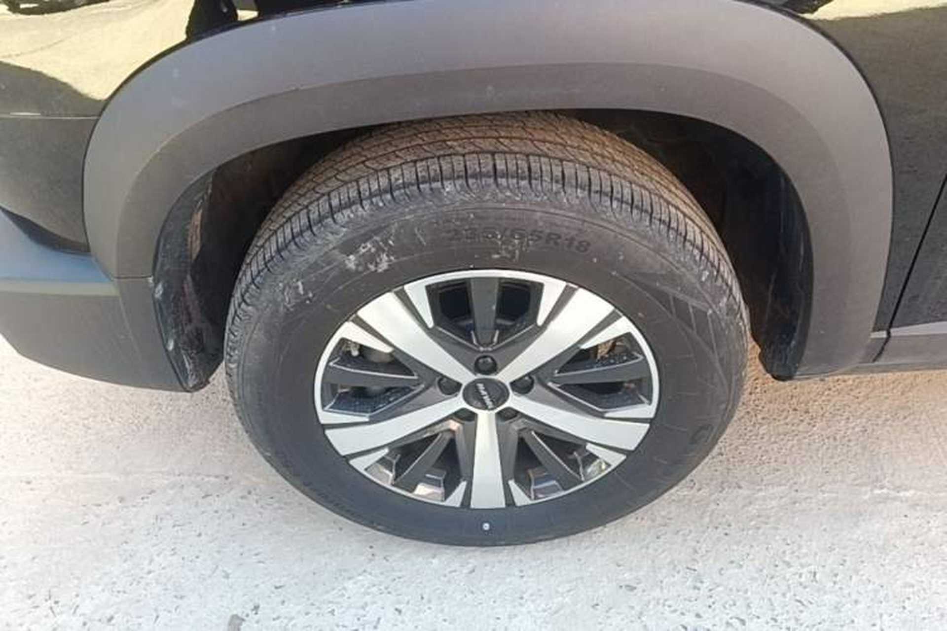 Used Haval DARGO 2022 1.5T DCT Two-Wheel Drive Labrador Edition Left Front Wheel Hub