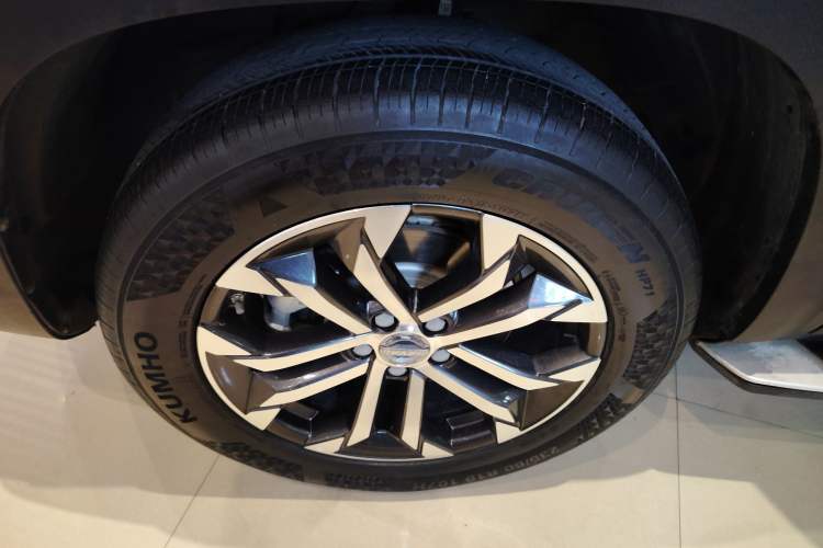 Used Haval DARGO 2022 1.5T DCT Two-Wheel Drive Mastiff Edition Left Front Wheel Hub