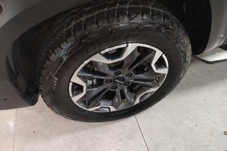 Used Haval DARGO 2022 2.0T DCT 4x4 Xiaotianquan Pursuit Edition Left Front Wheel Hub