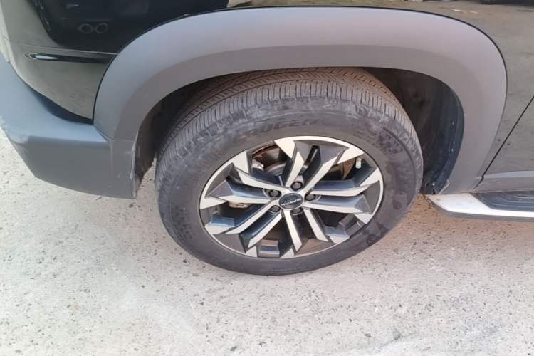 Used Haval DARGO 2022 1.5T DCT Two-Wheel Drive Border Collie Edition Left Front Wheel Hub