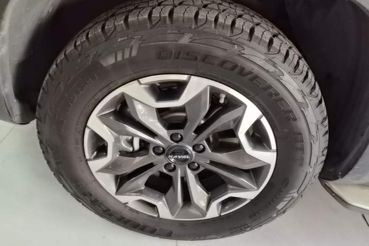 Used Haval DARGO 2022 2.0T DCT 4x4 Xiaotianquan Pursuit Edition Left Front Wheel Hub