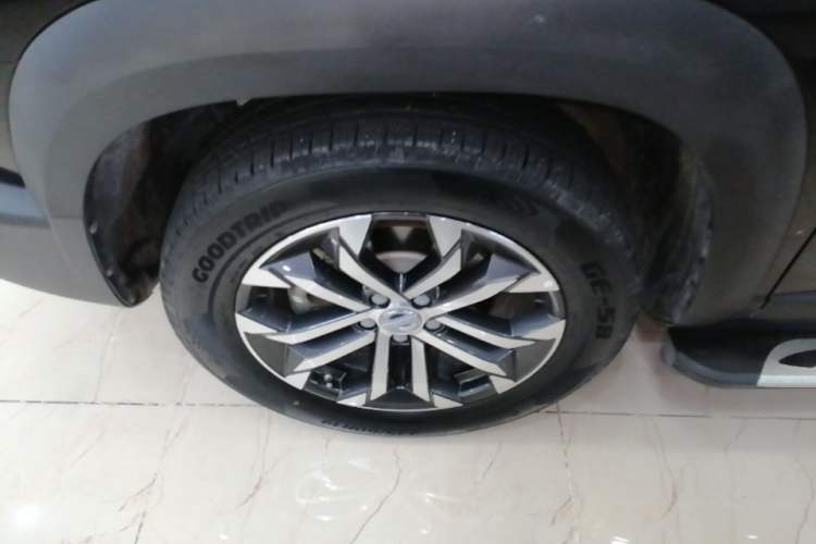 Used Haval DARGO 2022 1.5T DCT Two-Wheel Drive Border Collie Edition Left Front Wheel Hub
