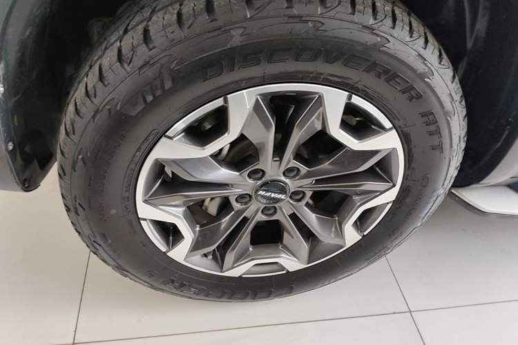 Used Haval DARGO 2022 2.0T DCT All-Wheel-Drive Xiaotianque Version Left Front Wheel Hub