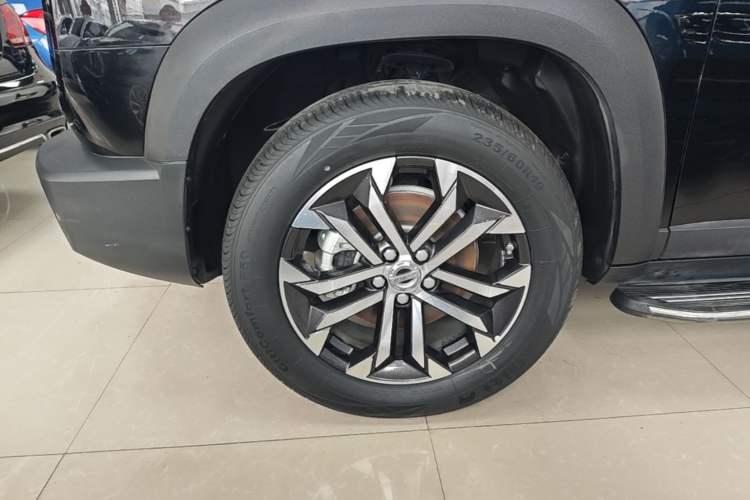 Used Haval DARGO 2022 1.5T DCT Two-Wheel Drive Border Collie Edition Left Front Wheel Hub