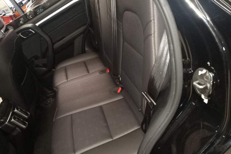 Used Haval DARGO 2022 1.5T DCT Two-Wheel Drive Border Collie Edition Left Rear Seat