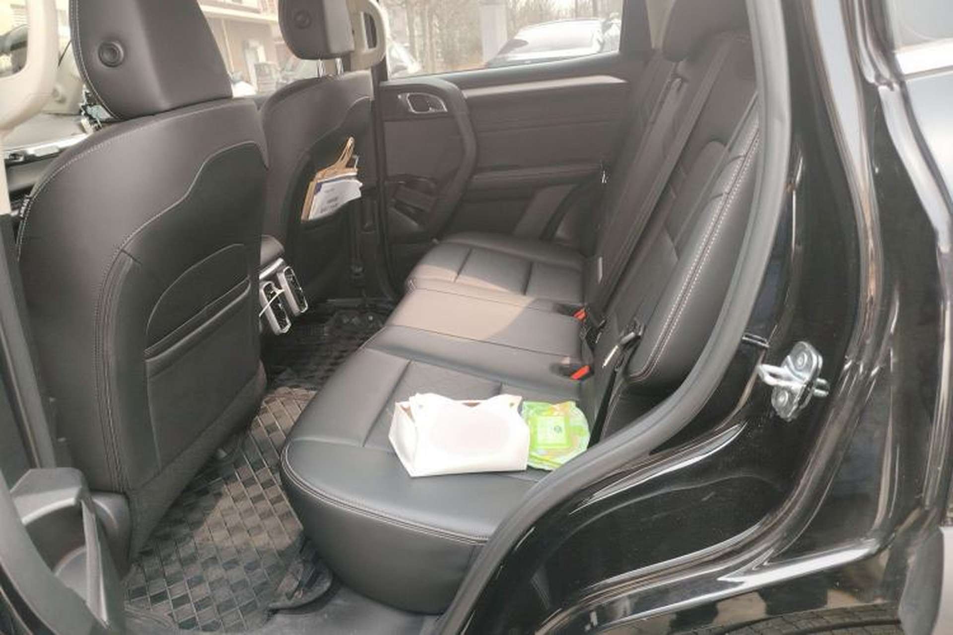 Used Haval DARGO 2022 1.5T DCT Two-Wheel Drive Mastiff Pursuit Edition Left Rear Seat