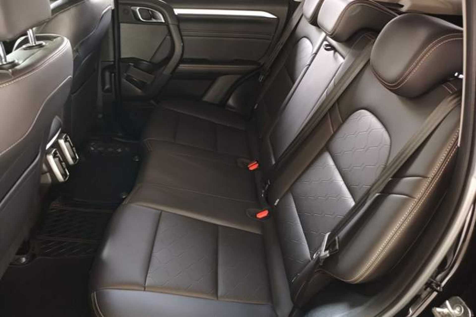 Used Haval DARGO 2022 1.5T DCT Two-Wheel Drive Border Collie Edition Left Rear Seat
