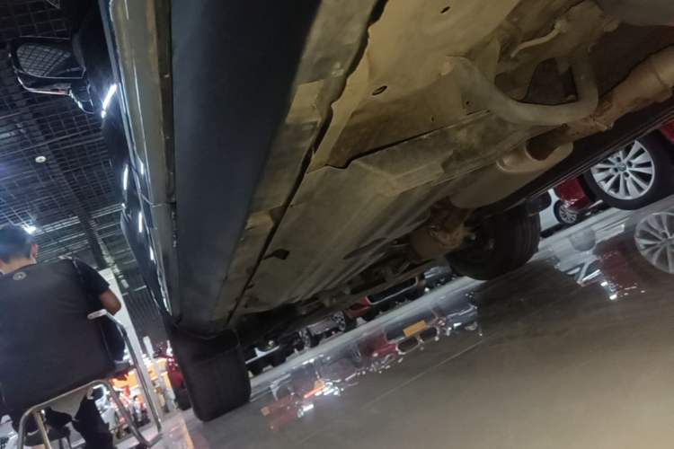 Used Haval DARGO 2022 2.0T DCT Two-Wheel Drive Huazhong Hound Edition Left Side Sill