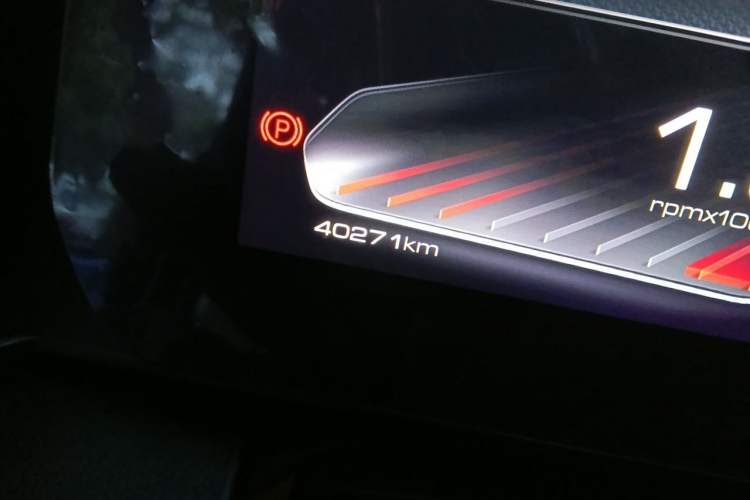 Used Haval DARGO 2022 2.0T DCT All-Wheel-Drive Xiaotianque Version Odometer Close Up
