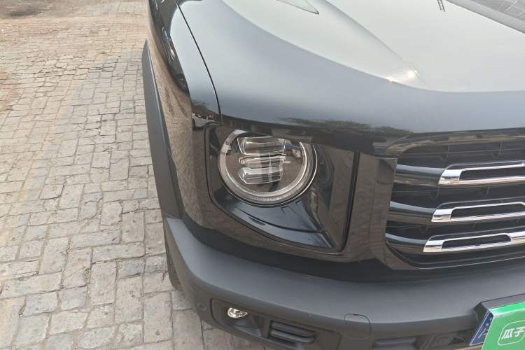Used Haval DARGO 2022 1.5T DCT Two-Wheel Drive Border Collie Edition Right Front Headlight