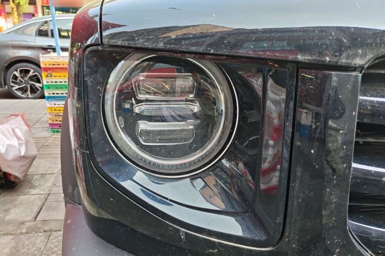 Used Haval DARGO 2022 1.5T DCT Two-Wheel Drive Border Collie Edition Right Front Headlight